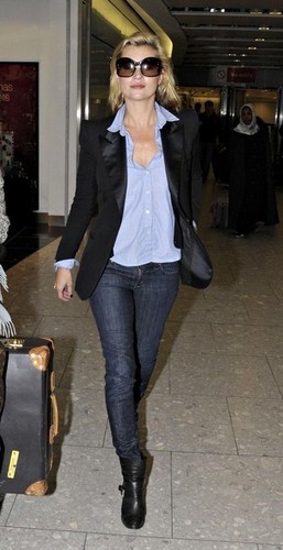  Kate at Heathrow Airport