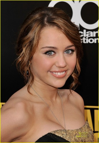 Miley @ American Music Awards 2008