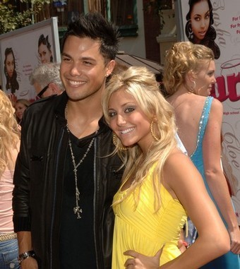 Michael and Cassie Scerbo