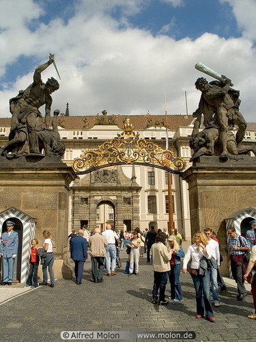  castello main gate