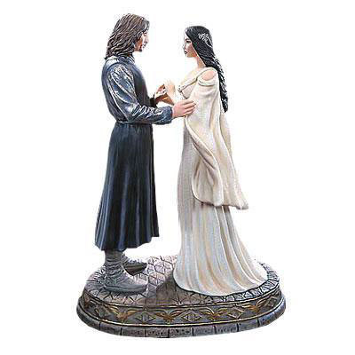  Aragorn and Arwen statue