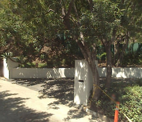  Hugh Laurie's House in गूगल Maps