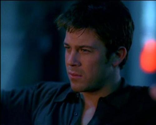  Christian Kane picture