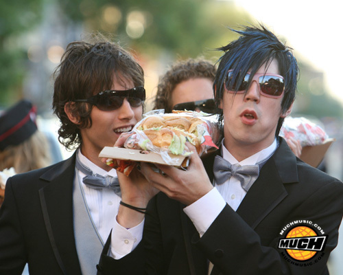  Marianas Trench RedCarpet