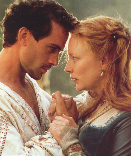  Elizabeth (1998) - Cate Blanchett as Elizabeth I, Joseph Fiennes as Robert Dudley, Earl of Leicester
