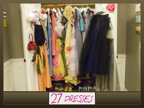 27 Dresses karatasi la kupamba ukuta