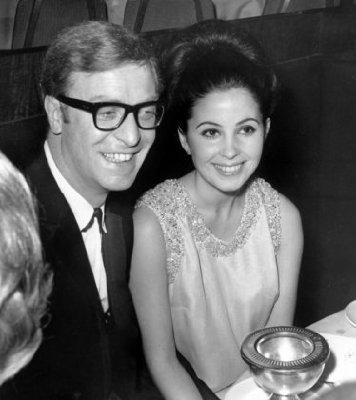  Michael Caine and Barbara Parkins