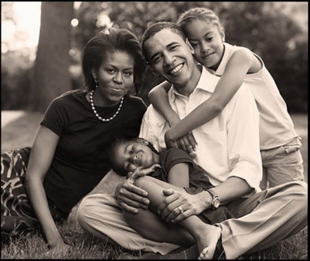  Obama Family( a few years ago)