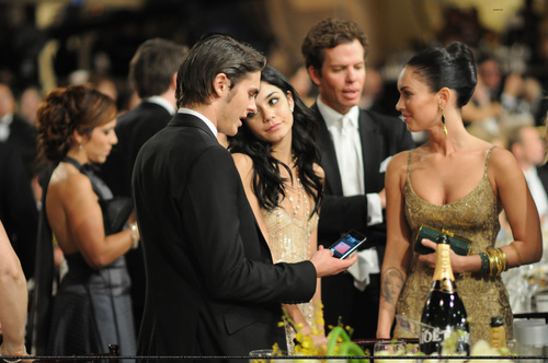  Zac, Vaneesa & Megen لومڑی at Golden Globes