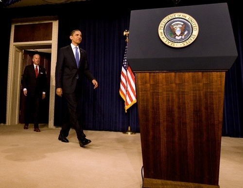  Obama's First день in Office