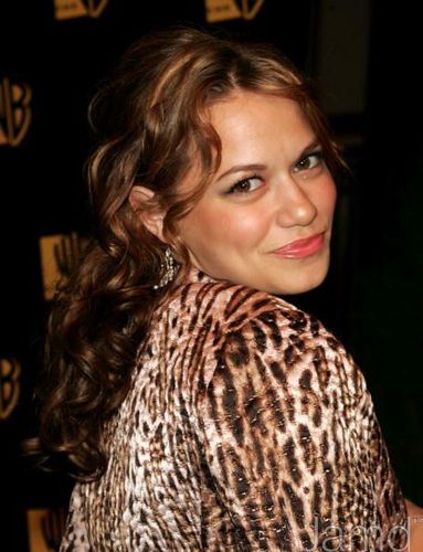  Bethany at the WB 2004-2005 Primetime Upfront After Party