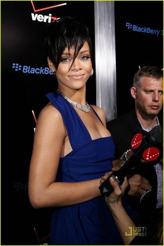  蕾哈娜 @ Verizon & BlackBerry Grammy Party