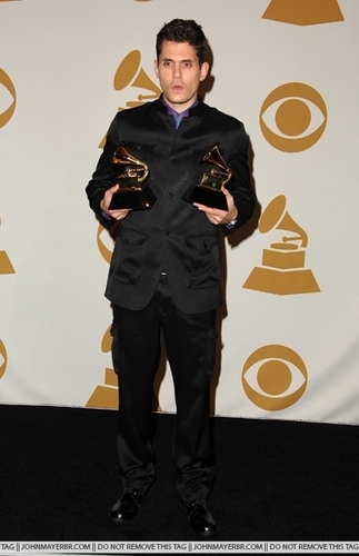  John mayer at the Grammys 2009