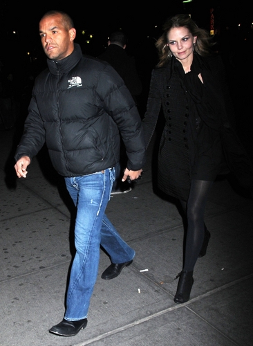  Jennifer Departing Marc Anthony's tamasha