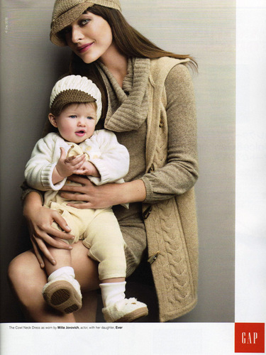  Milla & Ever in Gap Holiday 2008 Ad