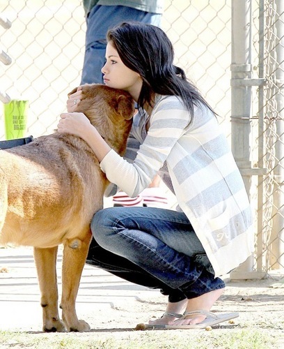  Selena With A Little Doggy Woggy