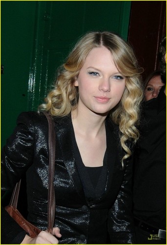  Taylor in Лондон