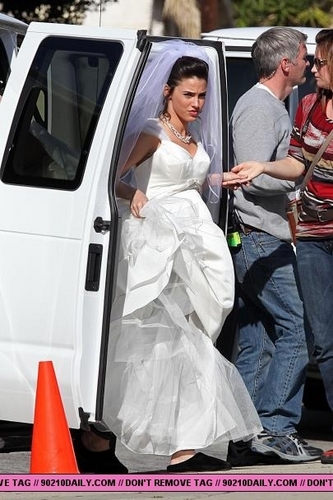  Jessica Lowndes on set in West L.A.