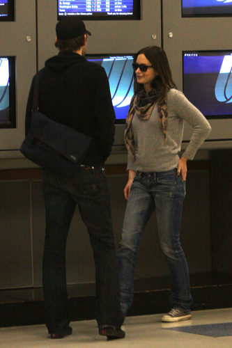  John and Emily Blunt at LAX Airport 17 February 2009
