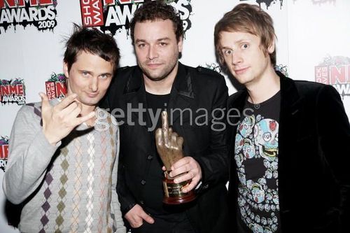  缪斯 at the Shockwaves NME Awards 2009