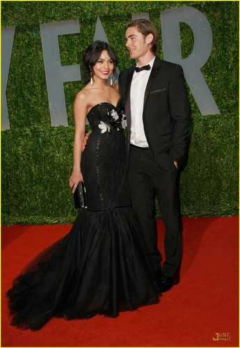  Vanessa & Zac @ The 2009 Oscars