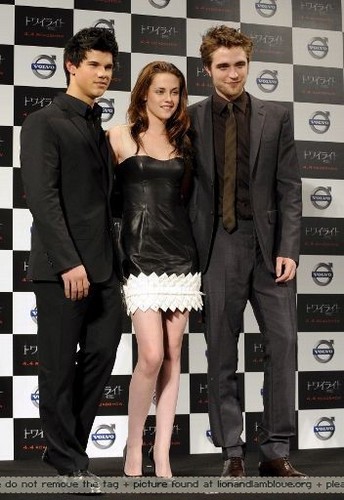 Twilight’ Press Conference in Japan