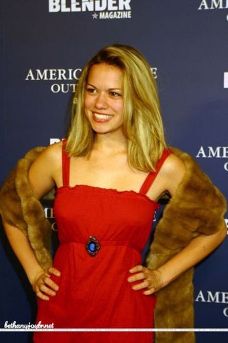  04-03-2003: The 'American Eagle Outfitters' Opening Party <3