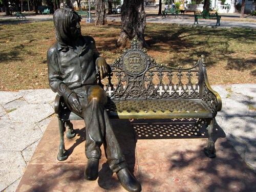  Havana-Vedado-Bronze-John