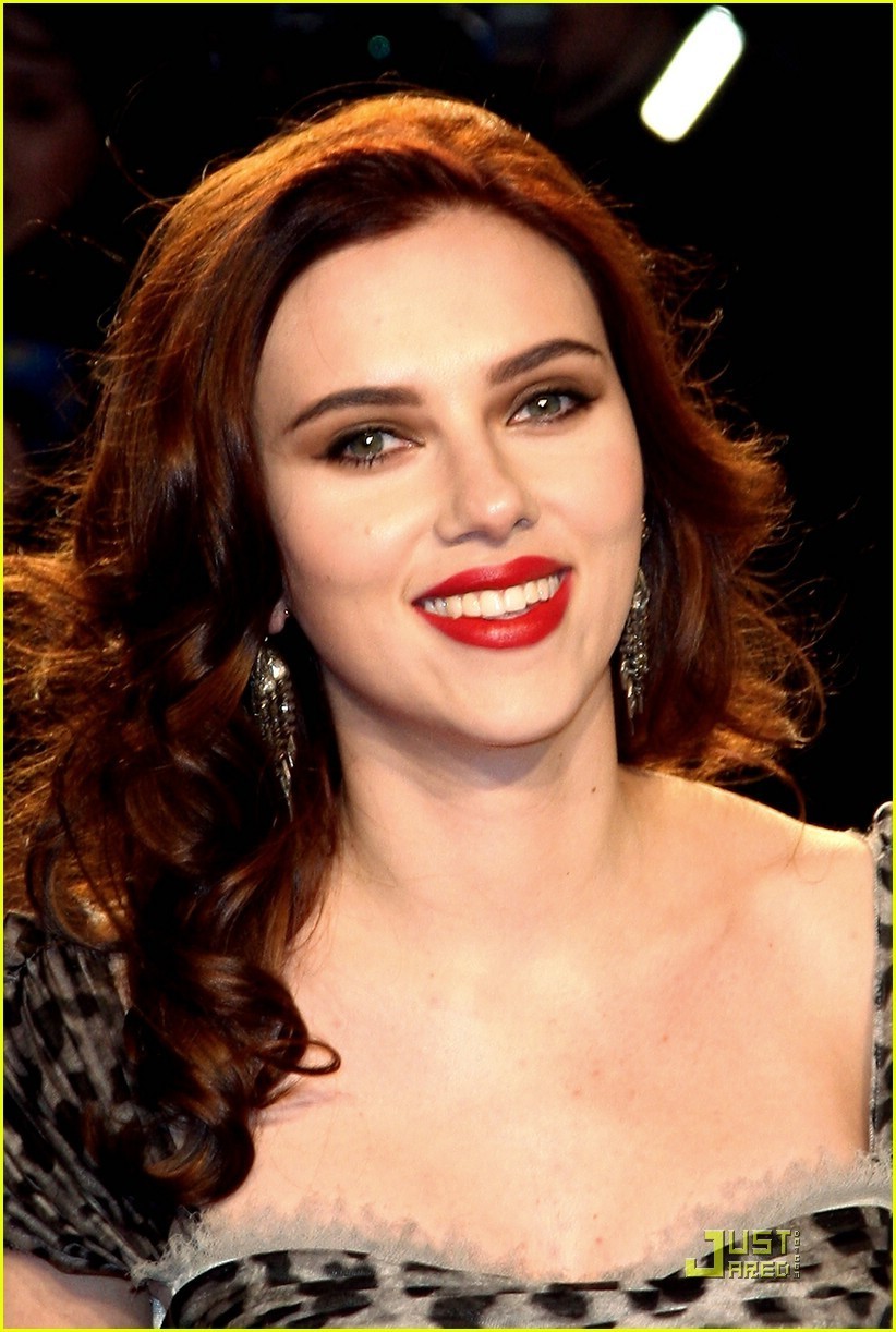 Scarlett @ Dolce & Gabbana Red Carpet - Scarlett Johansson Photo ...