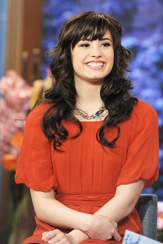  Demi on The Morning montrer with Mike and Juliet