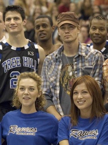  04.02.06 - 3rd Annual James Lafferty/OTH Charity 농구 Game