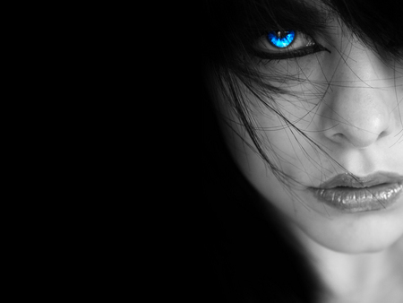  Blue eyes