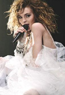  Lindsay as Мадонна