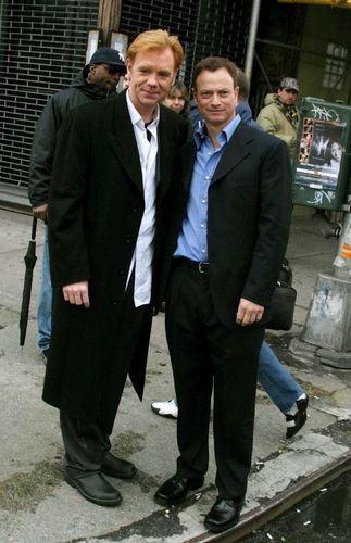  Mac and Horatio on the set