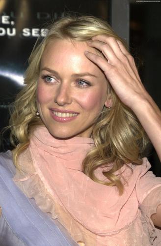  Naomi @ Hollywood Film Festival: The Ring Premiere October 2, 2002