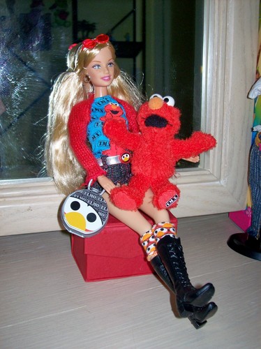 Barbie & Elmo