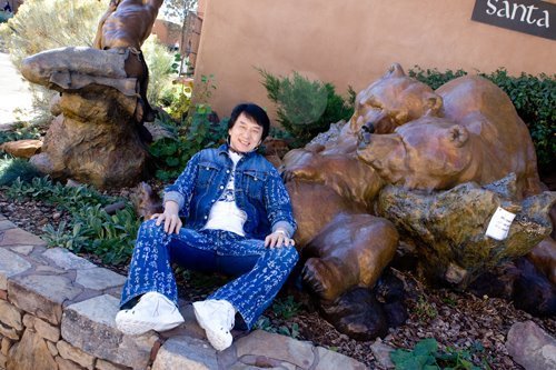  Jackie Chan in New Mexico - दिन One
