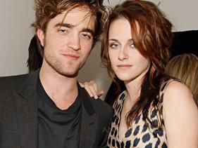  Robert Pattinson & Kristen Stewart