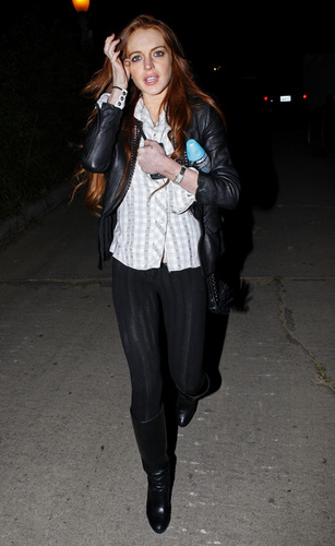  Lindsay Out in Hollywood