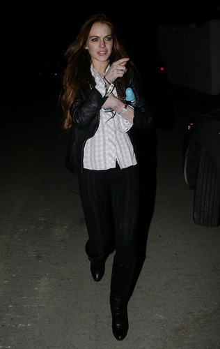  Lindsay Out in Hollywood