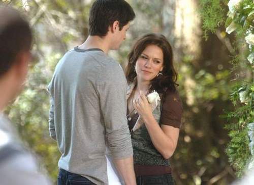 Naley filming 623