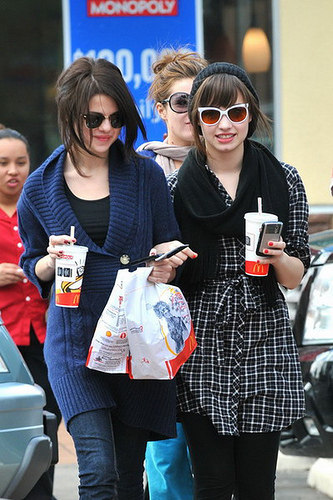  Sel and Dem getting Mc Donalds