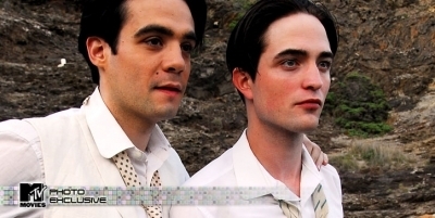  Robert in 'Little Ashes' ♥
