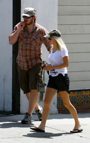  Anna Faris and Chris Pratt