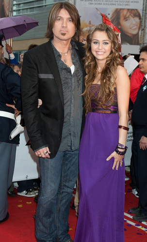  Miley @ Hannah Montana : The Movie rome Premiere