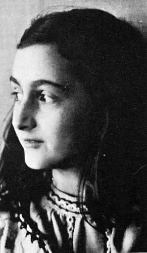  Anne Frank