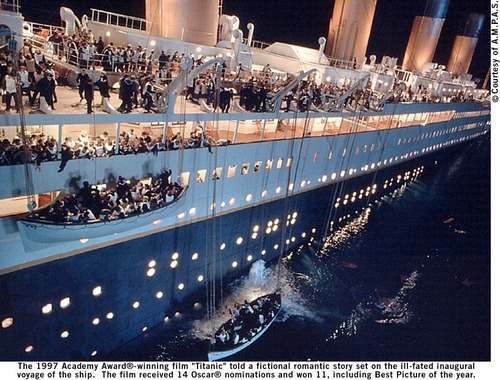  Titanic mga litrato