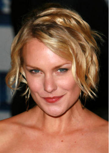  Laura English, Brooke's adopted daughter, played 의해 Laura Allen