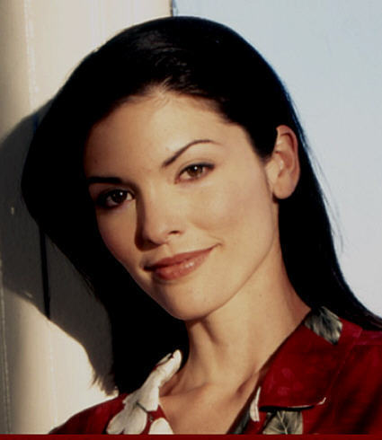 Maria's sister, Rosa played Von Alana de la Garza