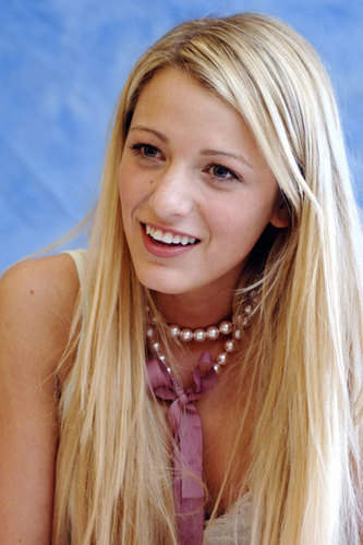  Blake Lively at the Sisterhood of the Travelling Pants Conference in May 2005